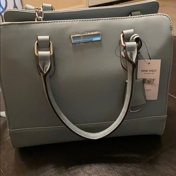 Nine West Handbags - Nine West Shoulder Bag
